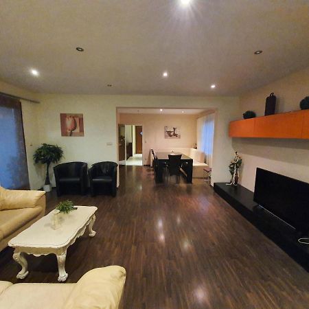 Apartment Bei Hamburg Bis 10 Personen Mit Terasse Und Gartennutzung. Buchholz in der Nordheide Eksteriør billede